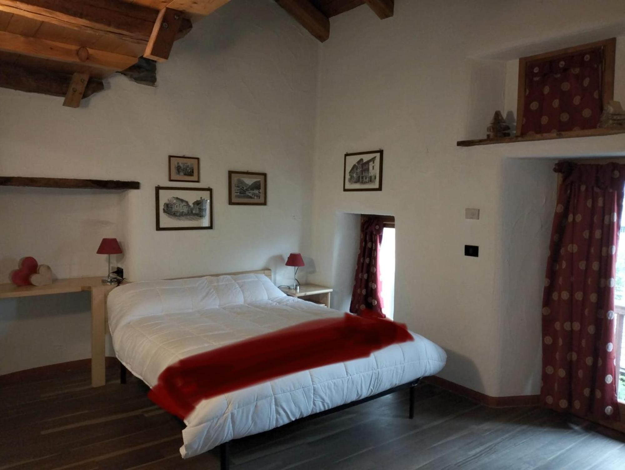 Hotel La Mine D'Antan Ollomont Esterno foto